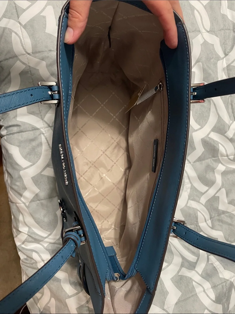 NWT Michael Kors Teal Leather Tote with Signature MK Charm